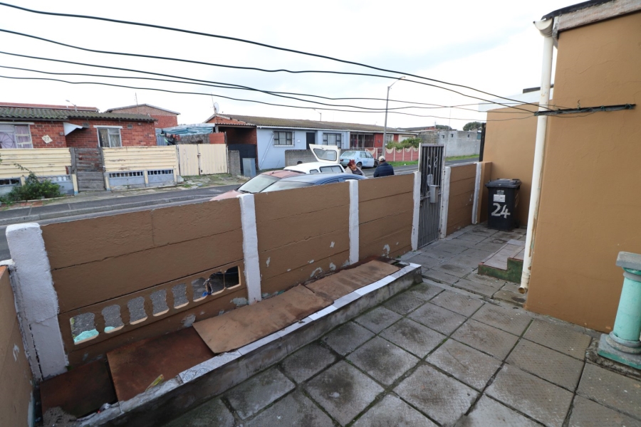 3 Bedroom Property for Sale in Woodlands Western Cape